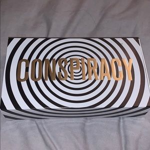 Jeffree Star & Shane Dawson Conspiracy Palette